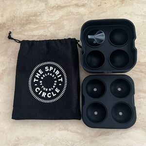 The Spirit Circle Belfast By The Glass Round Ball Ice Cube Tray with Funnel NEW!